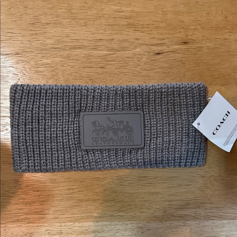 Coach women’s Cable knit Headband in Grey New with tags